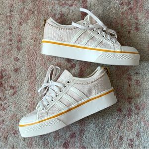NWOB Adidas Nizza Platform W Size 8